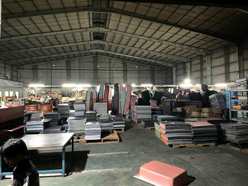 Vali Giá Xưởng – Đồng Hành Trên Mọi Nẻo Đường